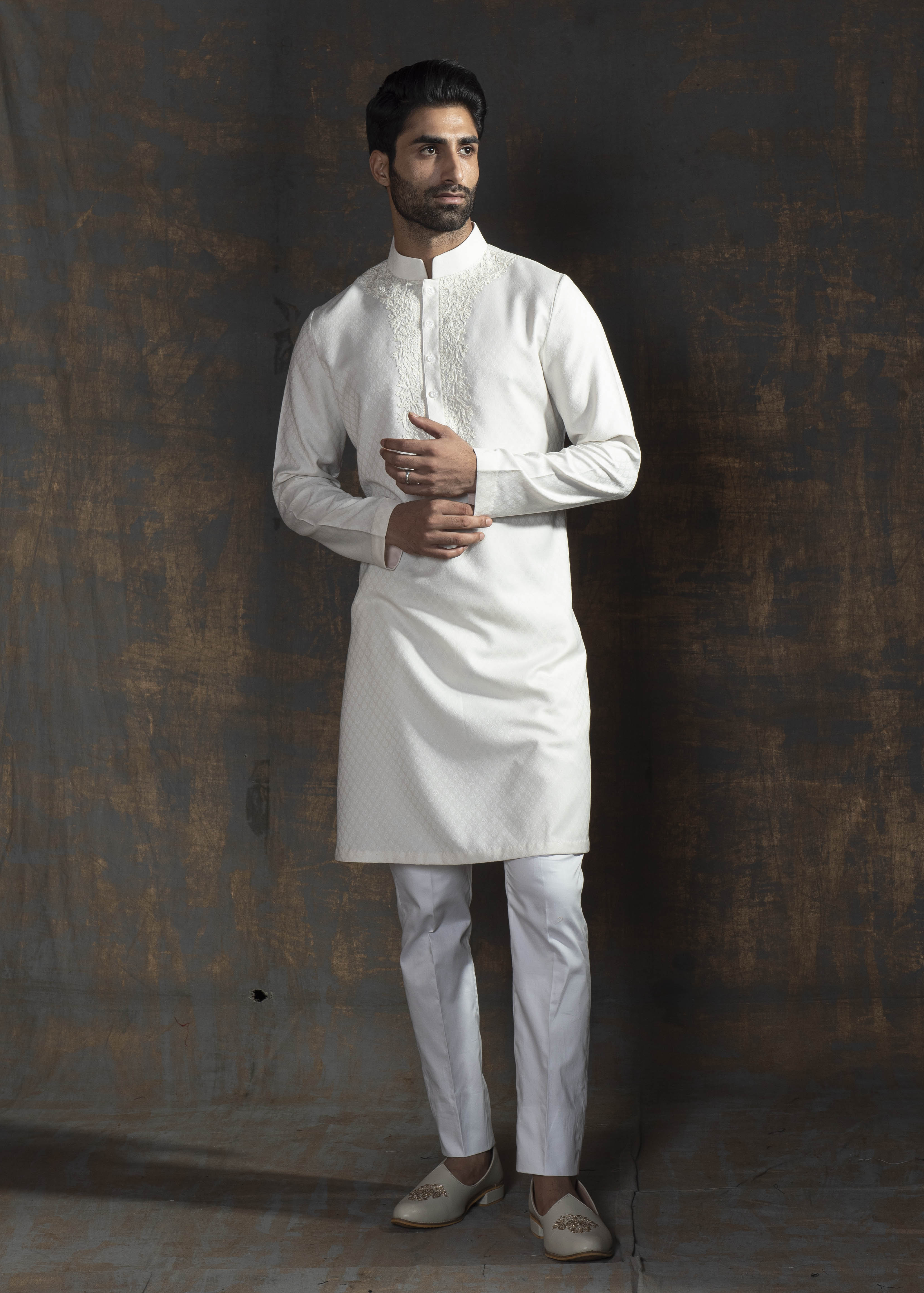 Ivory Neckline Embroidered Kurta